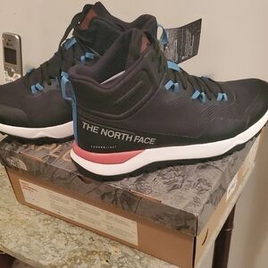 The North Face Men's Black and Blue Shoes